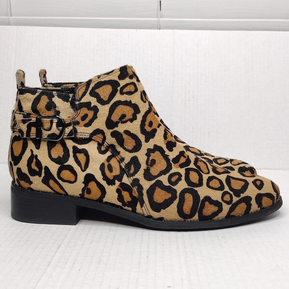 Blondo Tami Waterproof Leopard Print Calf Hair Side Zip Ankle Booties Size 12M - Picture 3 of 12
